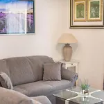 Apartment Revera